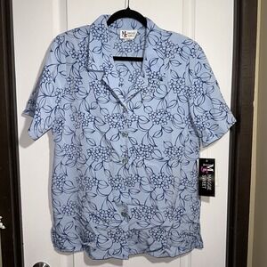 Maggie Sweet Top Blouse Womens Size Medium Blue‎ Short Sleeve Button Front NWT